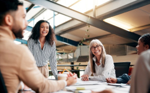 oi l’approche systémique change la manière d’accompagner les individus et les organisations ?