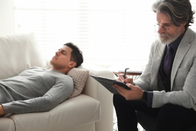 Se former à l'hypnose conversationnelle en Belgique et en France pour accompagner ses patients